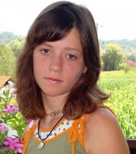 Ana Majsec na postolju u Velenju